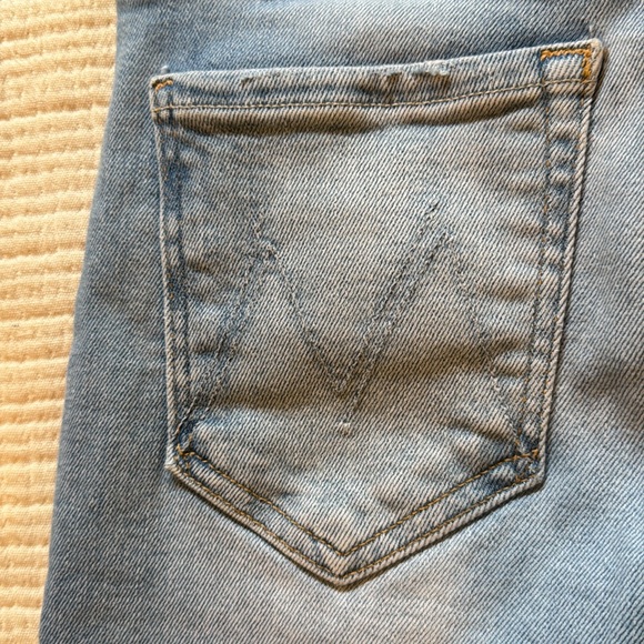 Mother Insider Crop Step Fray Jeans - Picture 15 of 16